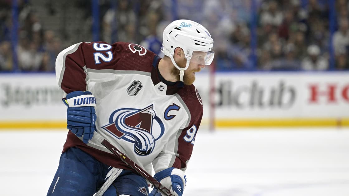 Landeskog Avalanche nhl