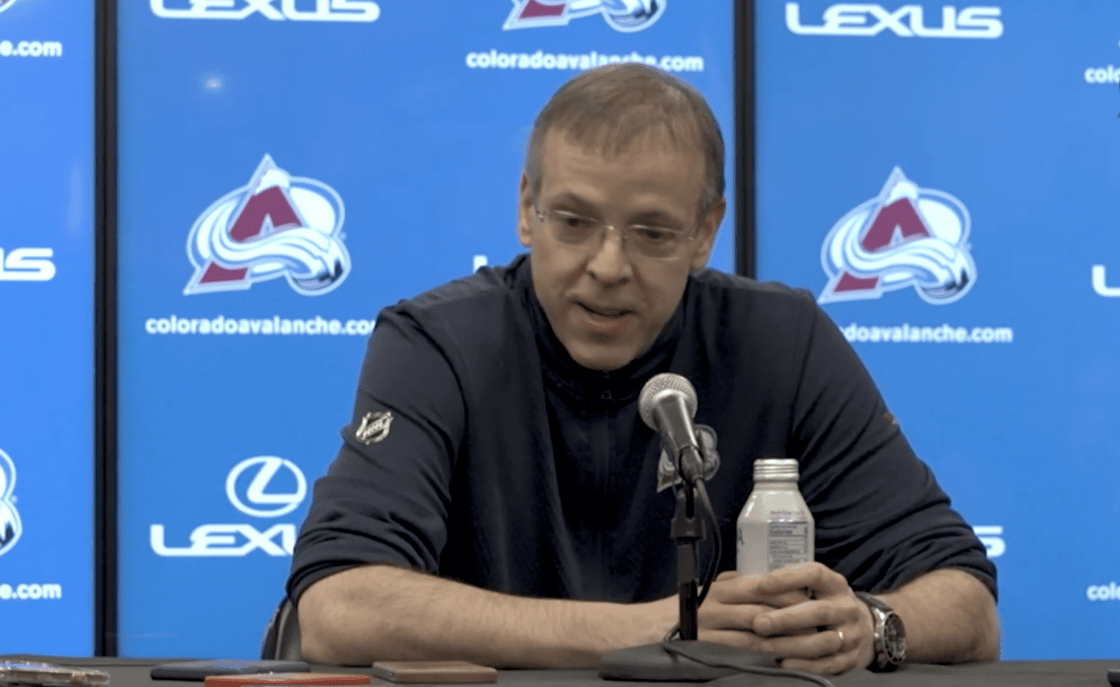 Avalanche MacFarland nhl