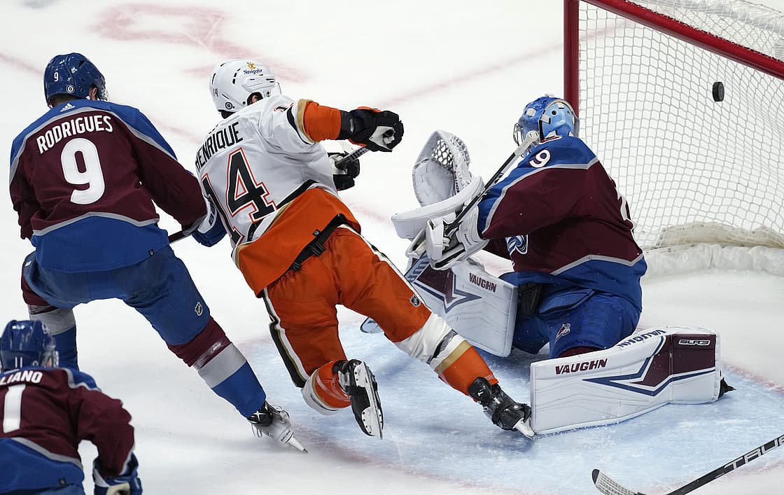 Avalanche nhl trade