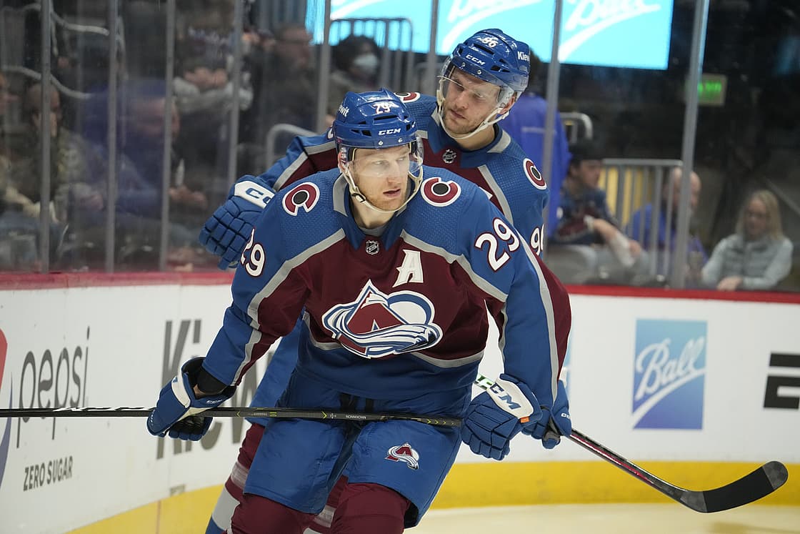 Avalanche MacKinnon Rantanen nhl