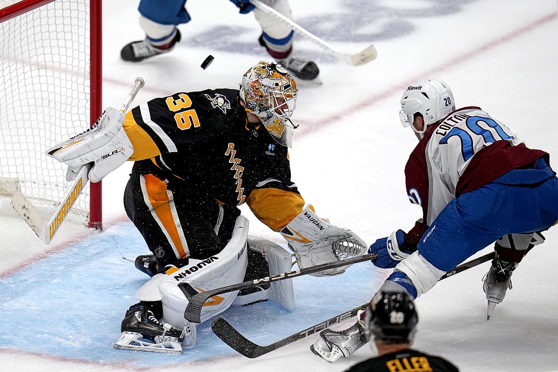 Avalanche Ross Colton