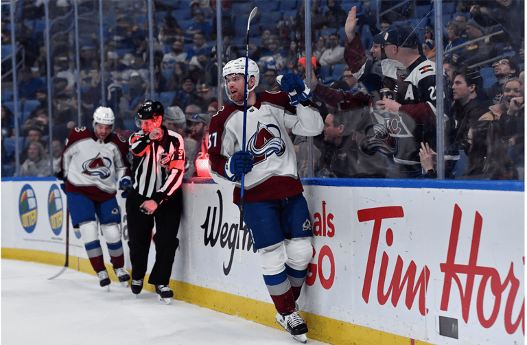 nhl compher avalanche