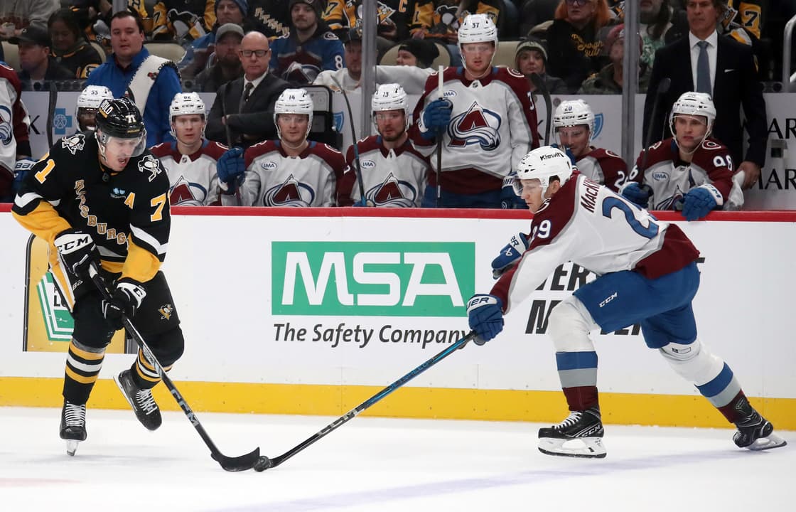 NHL: Colorado Avalanche at Pittsburgh Penguins
