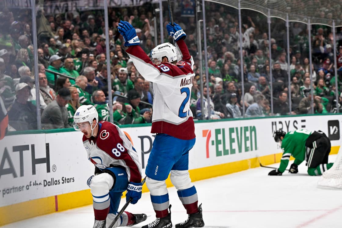 NHL: Colorado Avalanche at Dallas Stars