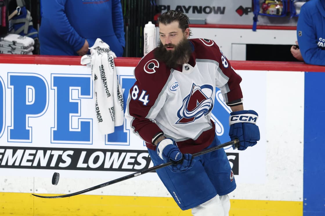 NHL: Colorado Avalanche at Winnipeg Jets