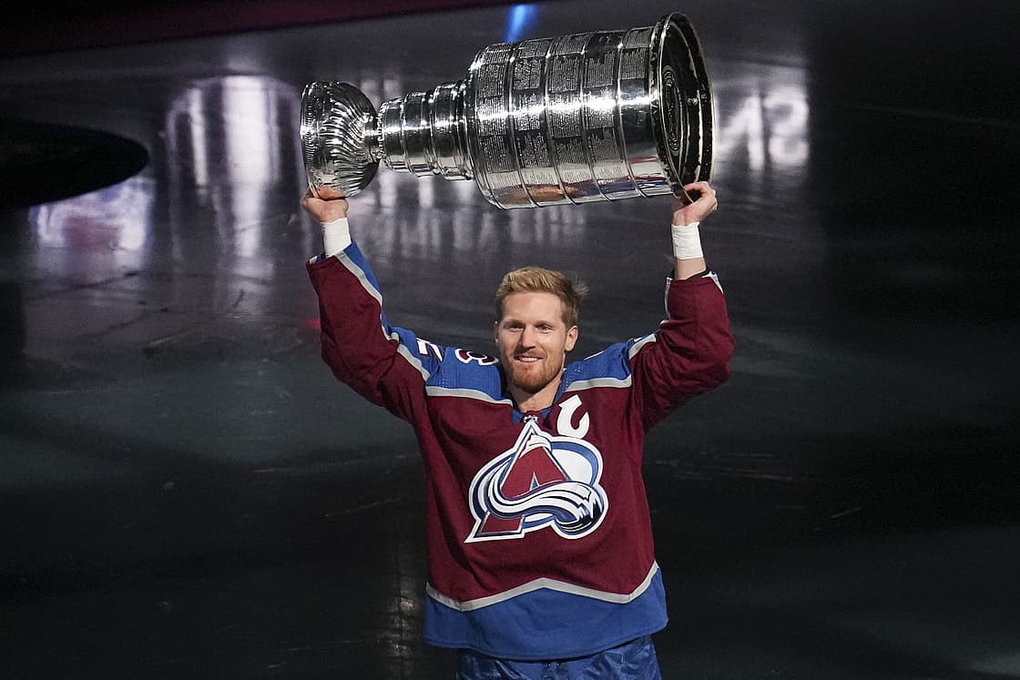 Landeskog trade deadline avalanche Stanley cup