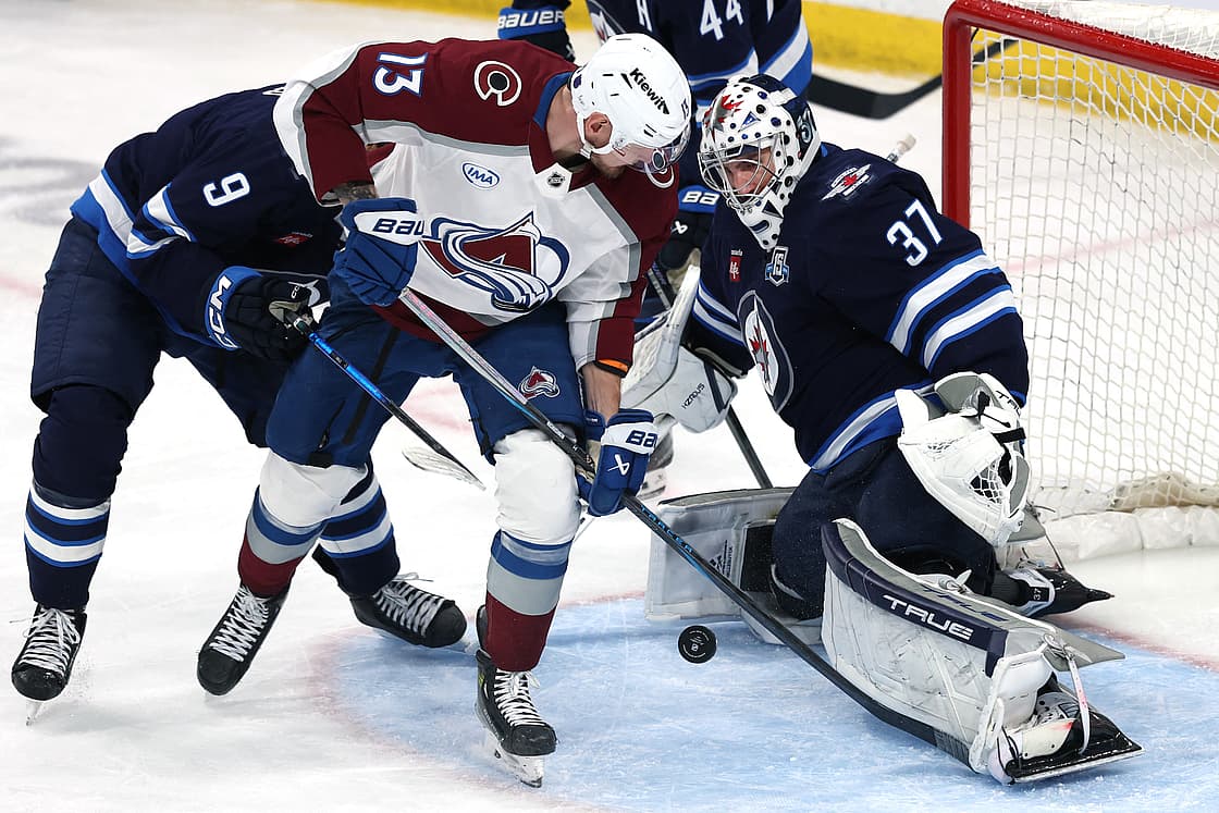 NHL: Colorado Avalanche at Winnipeg Jets