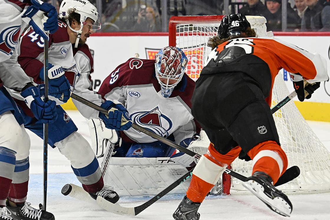 NHL: Colorado Avalanche at Philadelphia Flyers