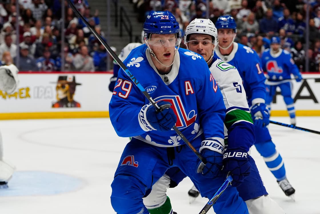 NHL: Vancouver Canucks at Colorado Avalanche