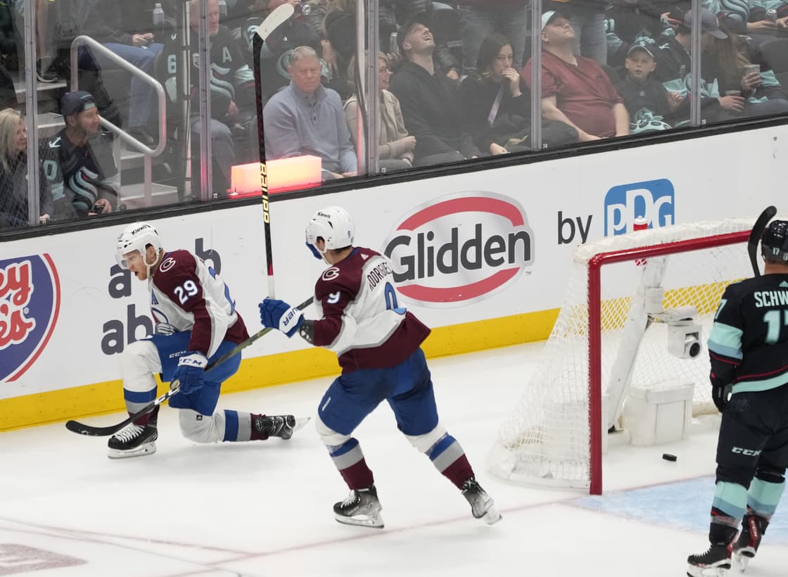 Mackinnon avalanche