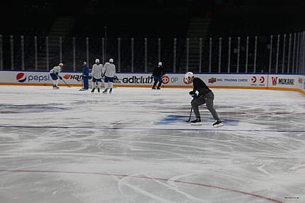 Avalanche lineup
