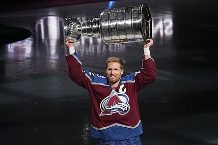 Landeskog trade deadline avalanche Stanley cup